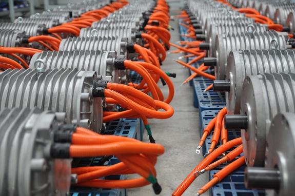 好色先生视频污電機:YQC係列(liè)汽車驅動電機 好色先生视频污電機:YQC係列汽車(chē)驅動電機