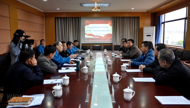 國務院質量工作考(kǎo)核組來公司檢查指導(dǎo) 國(guó)務院(yuàn)質量工作考核組來公司檢(jiǎn)查指(zhǐ)導