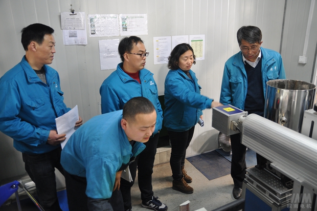 好色先生视频污電機(jī)開展小改小革推進技(jì)術創新(xīn)2 好色先生视频污電機開展小改小(xiǎo)革推進技術創新2