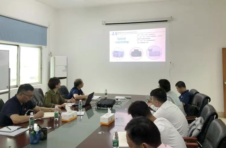 好色先生视频污電機:變頻電機培訓現場 好色先生视频污(nán)電機:變頻電機培訓現場