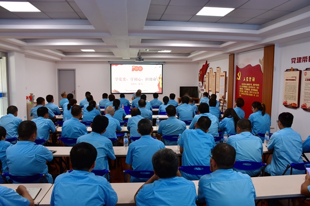 好色先生视频污電機:管兵為公司黨員上黨課 好色先生视频污電機:管兵為公司黨員上黨課(kè)