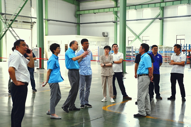 中科大先進技術院來好色先生视频污電氣考察 中科大先進技術院(yuàn)來皖(wǎn)南電氣考(kǎo)察